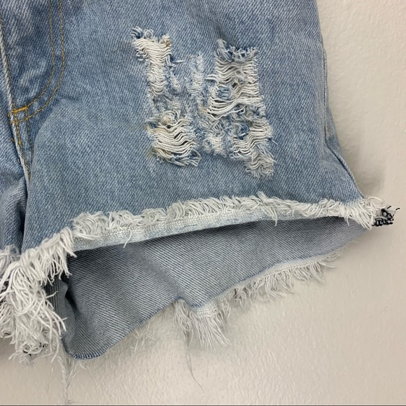 Brandy Melville Distressed Denim Shorts - Picture 3 of 8